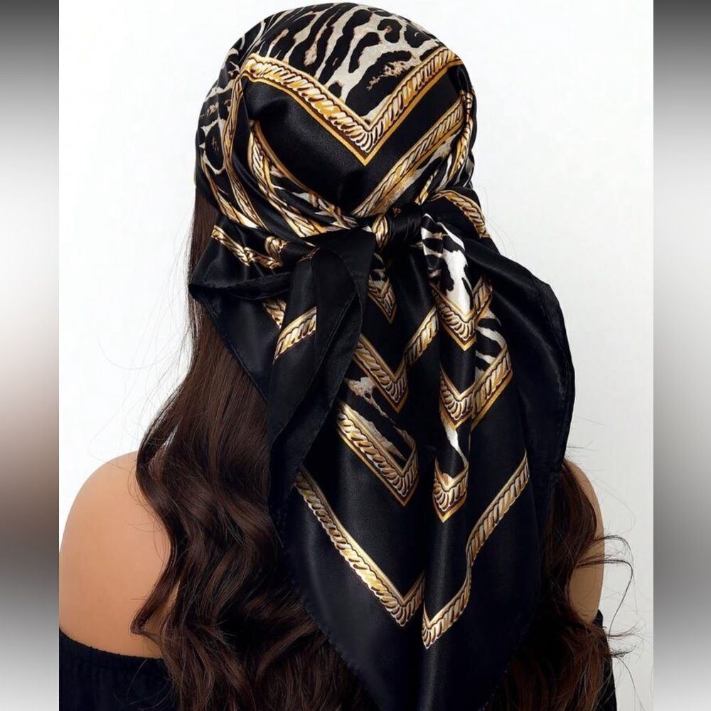 Cheetah Scarf S48